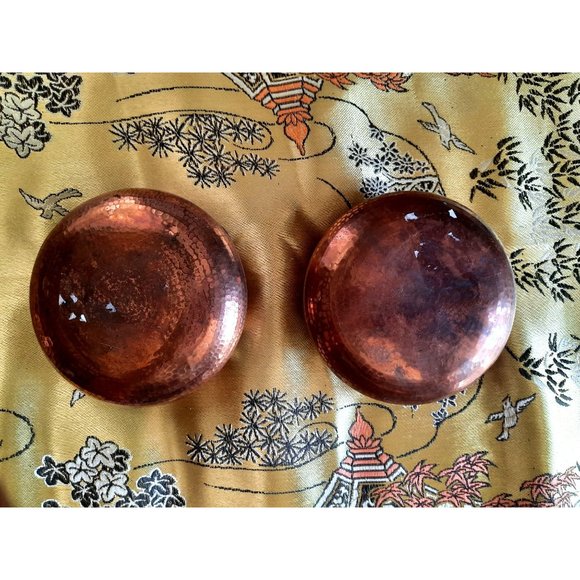 Vintage Middle Eastern Hand Hand Hammered Copper Vessel Pots Pair Set - Picture 4 of 5